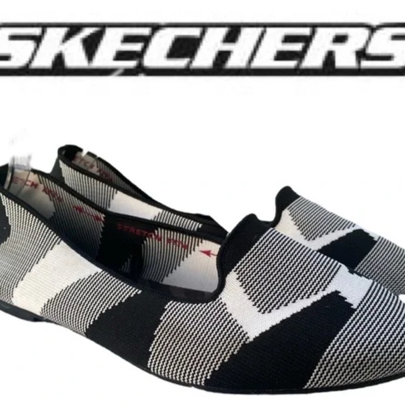 Skechers Shoes - Skechers Black and White Stretch Fit Shoes size 7